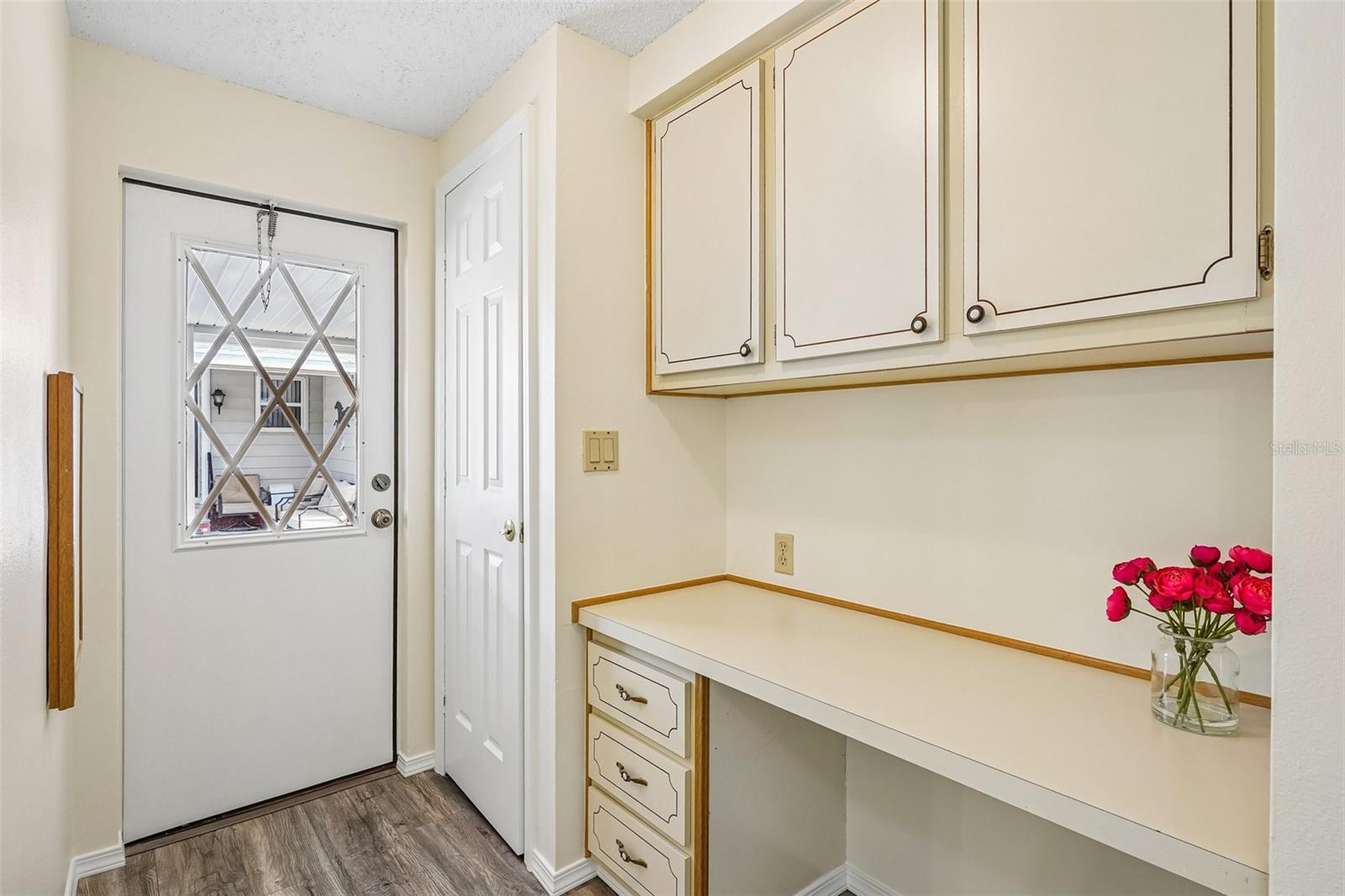 LADY LAKE ORANGE BLOSSOM GARDENS UNIT 07 - Residential
