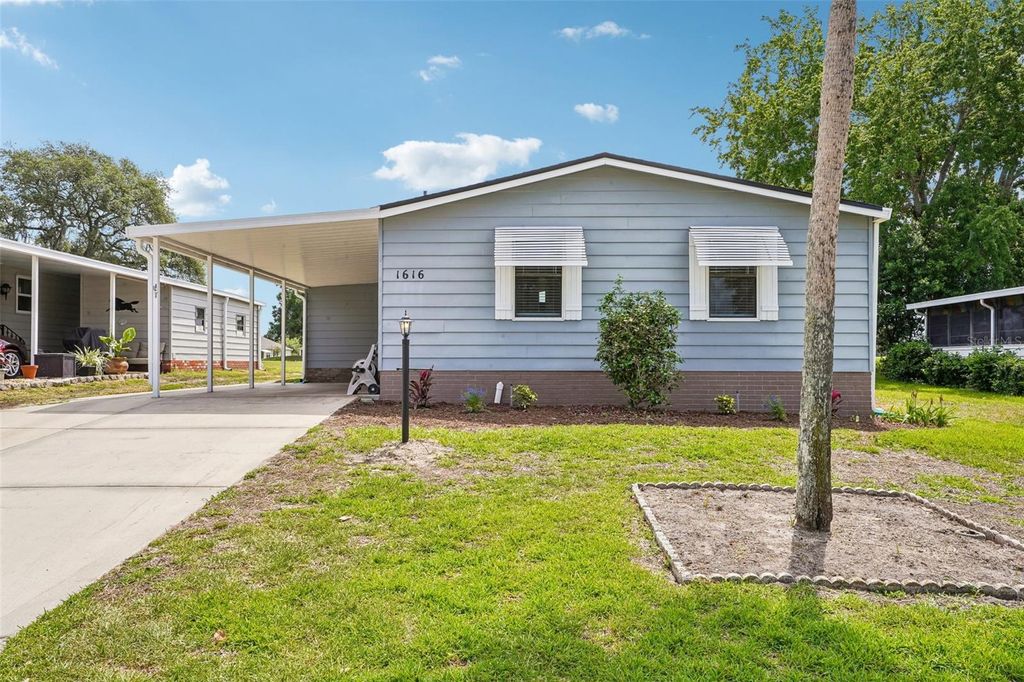 Photo of 1616 W Schwartz Boulevard, The Villages, FL 32159 (MLS # G5111370)