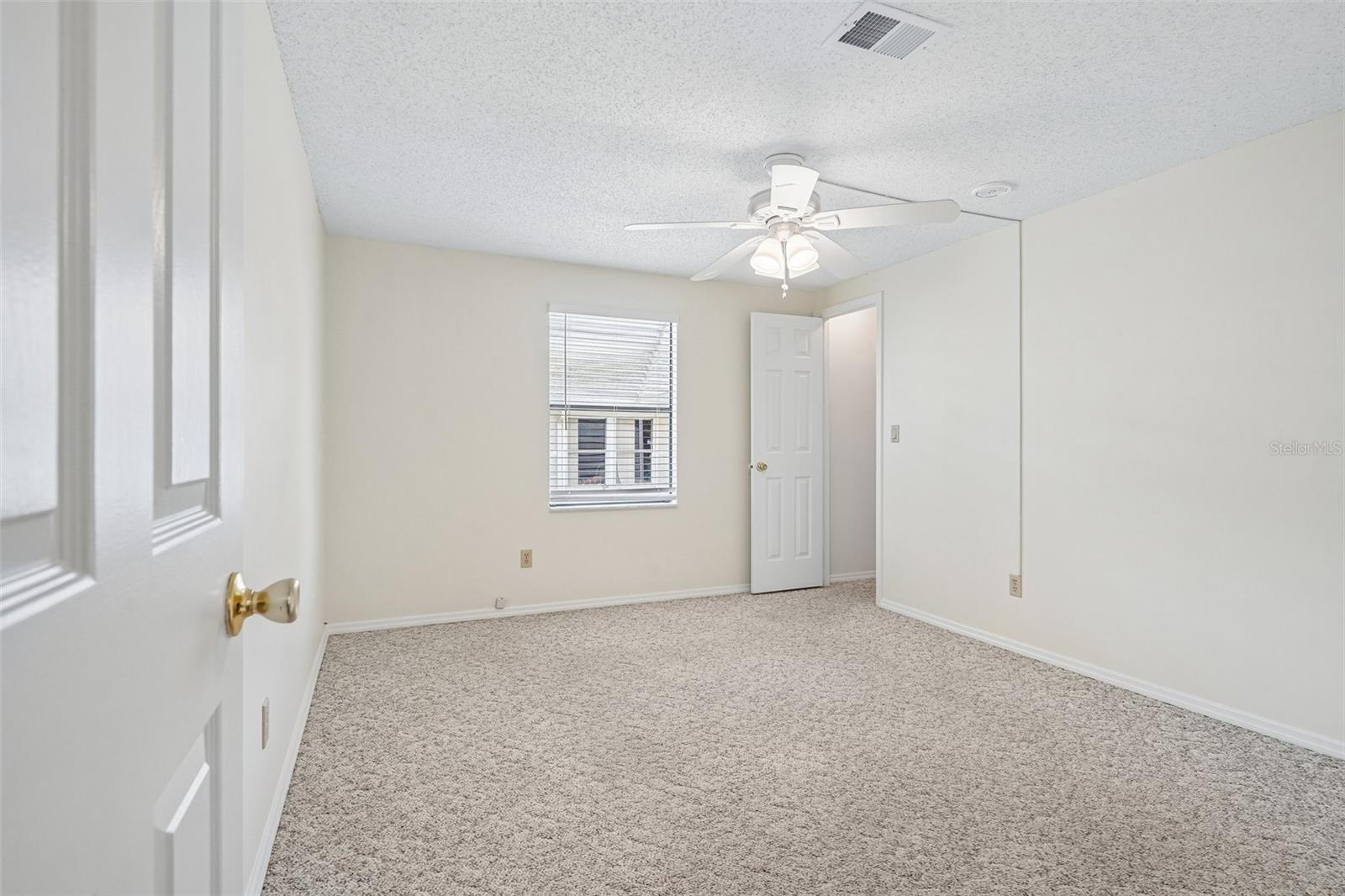 LADY LAKE ORANGE BLOSSOM GARDENS UNIT 07 - Residential