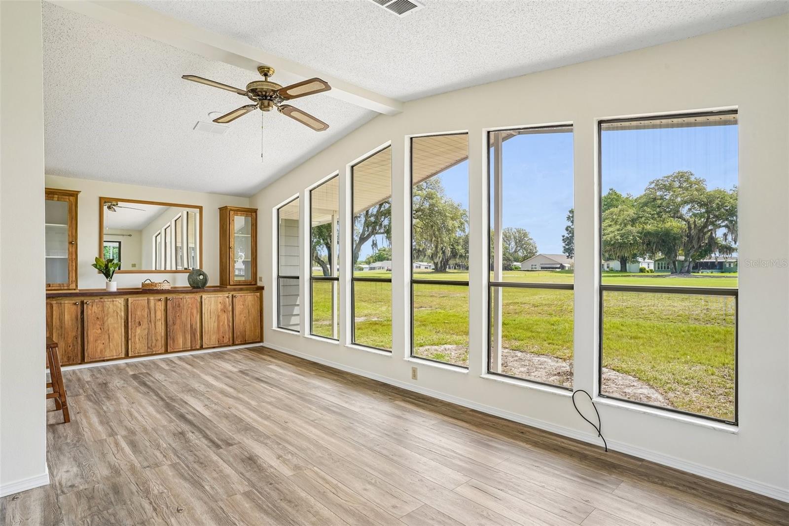 LADY LAKE ORANGE BLOSSOM GARDENS UNIT 07 - Residential