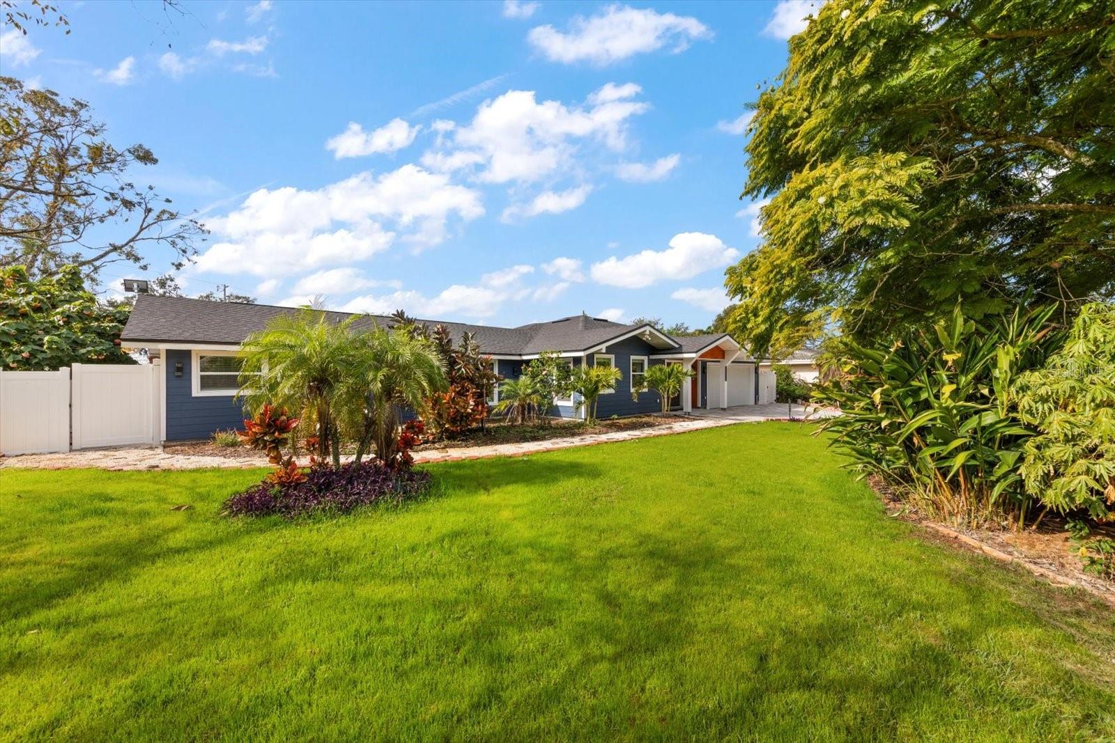 BELLEAIR ESTATES 1ST ADD - Residential