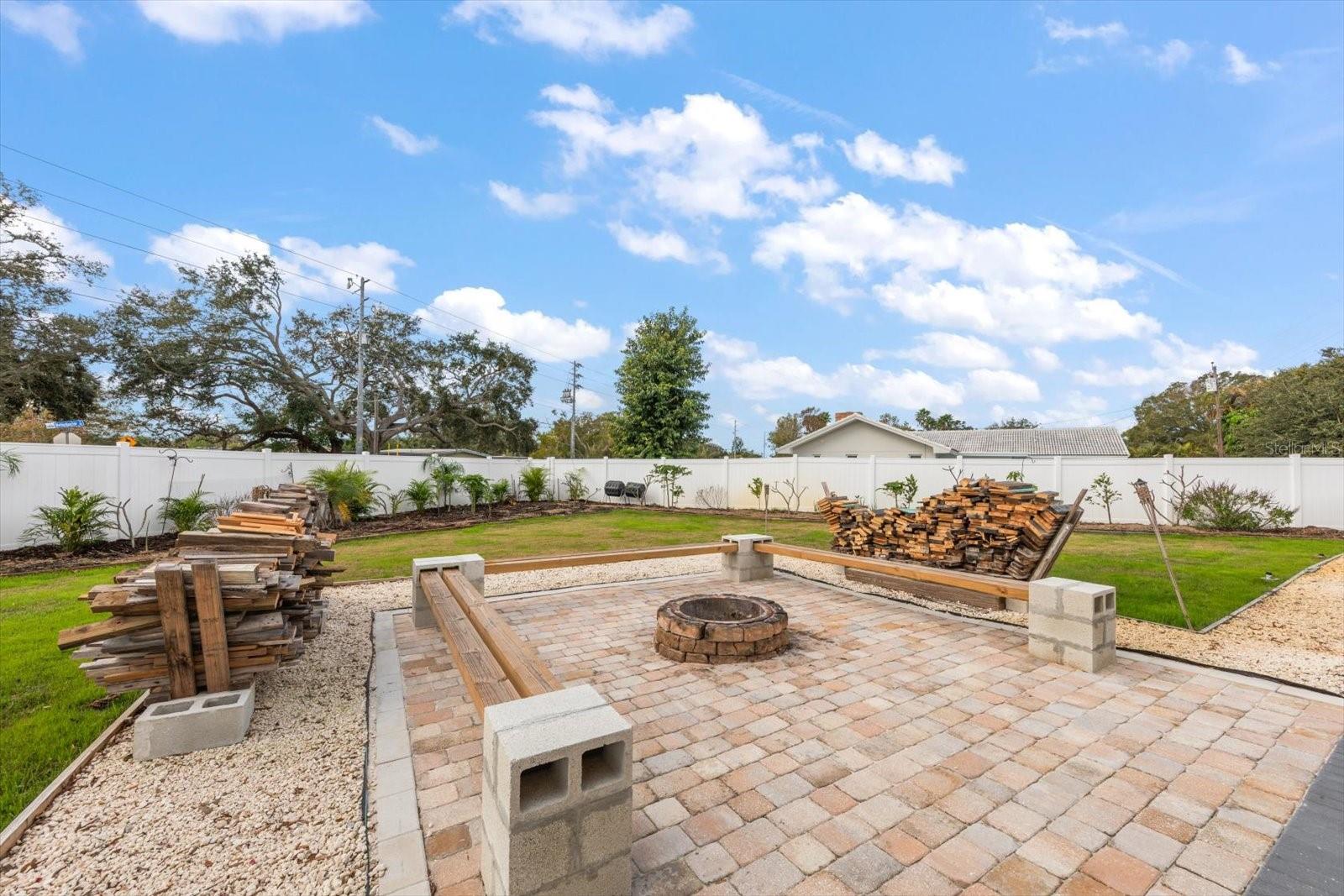 BELLEAIR ESTATES 1ST ADD - Residential