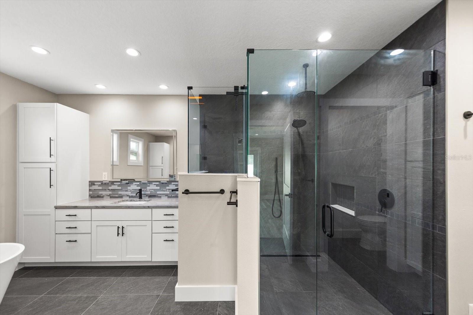 BELLEAIR ESTATES 1ST ADD - Residential