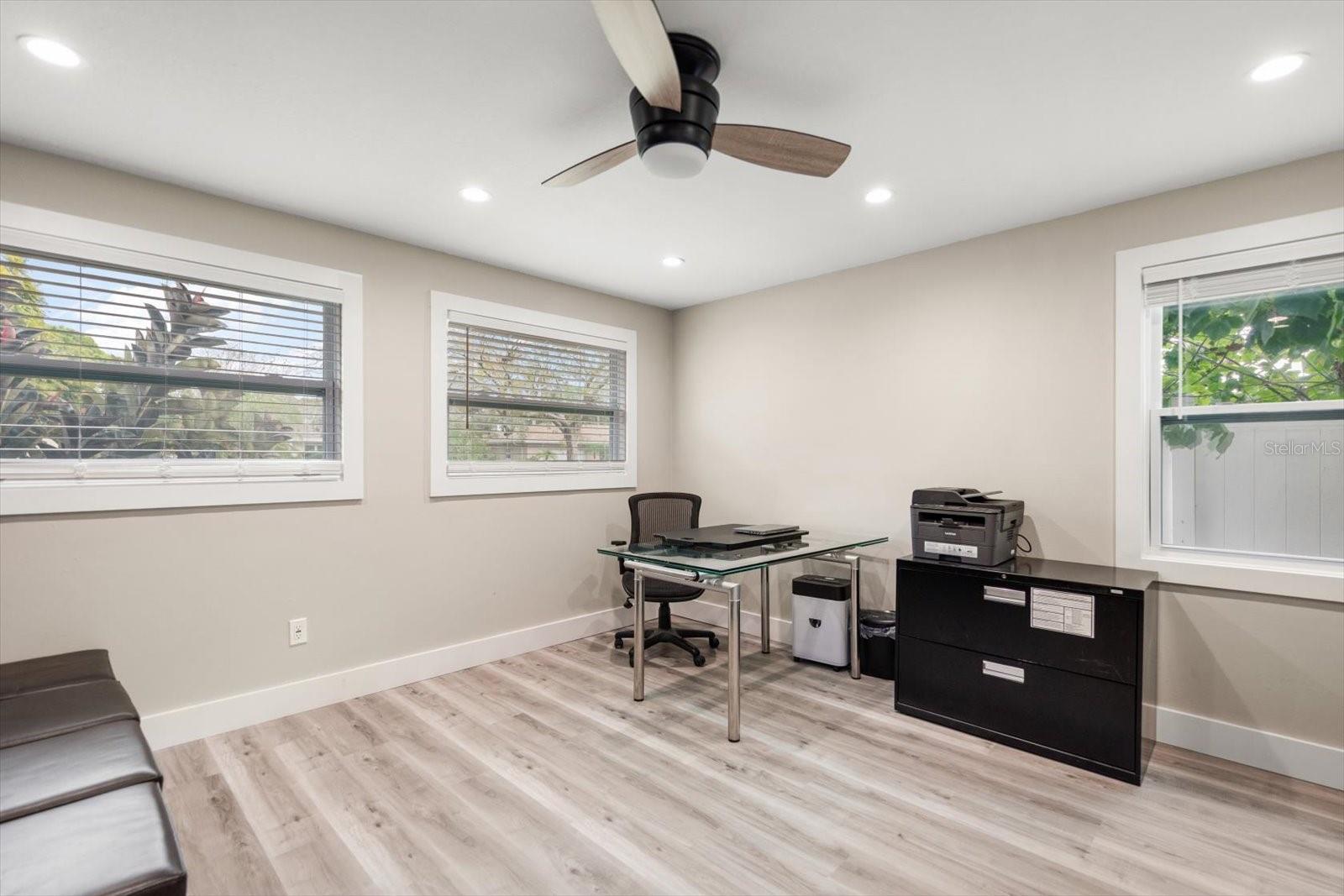 BELLEAIR ESTATES 1ST ADD - Residential