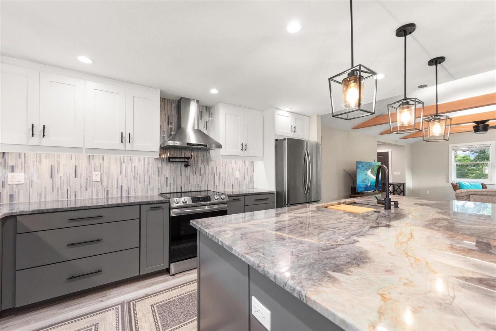 BELLEAIR ESTATES 1ST ADD - Residential