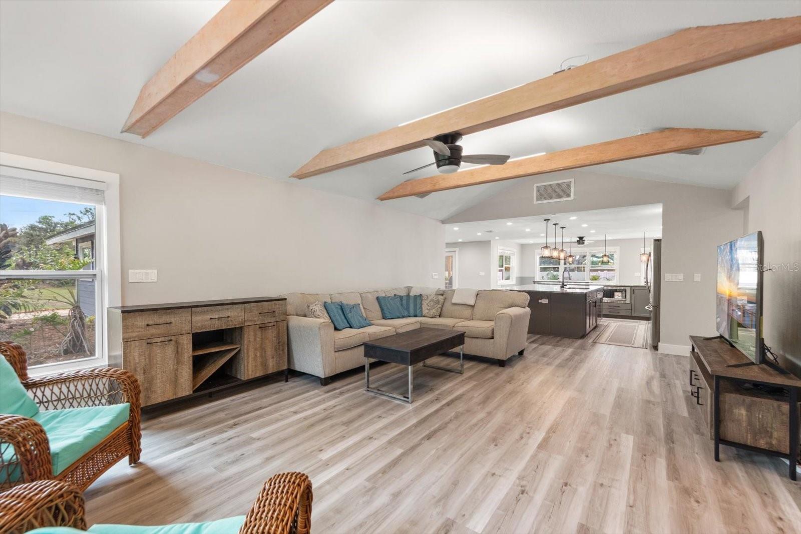 BELLEAIR ESTATES 1ST ADD - Residential