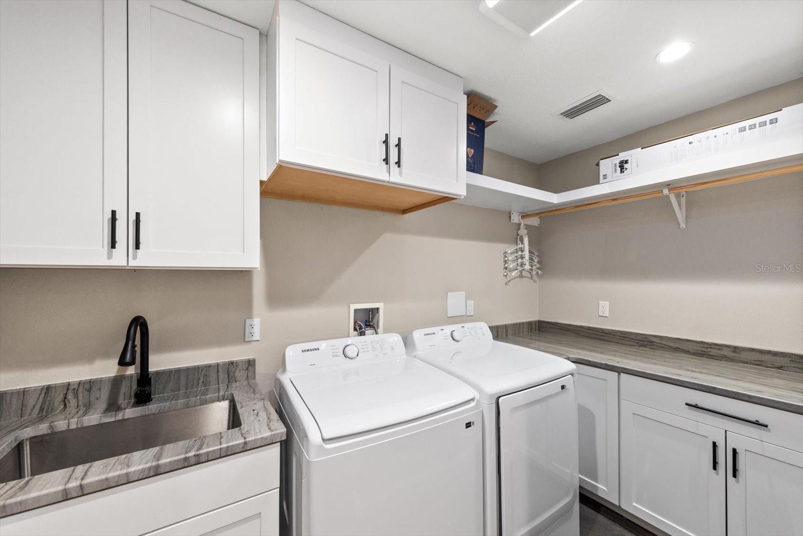 BELLEAIR ESTATES 1ST ADD - Residential