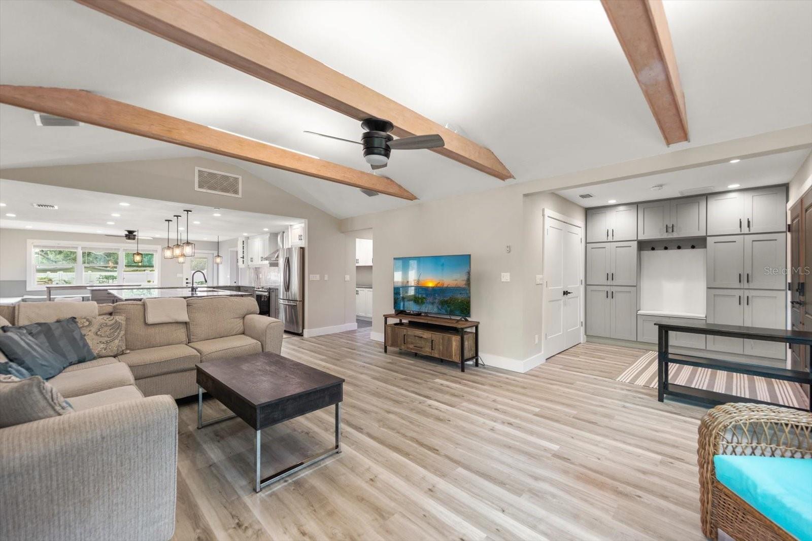 BELLEAIR ESTATES 1ST ADD - Residential