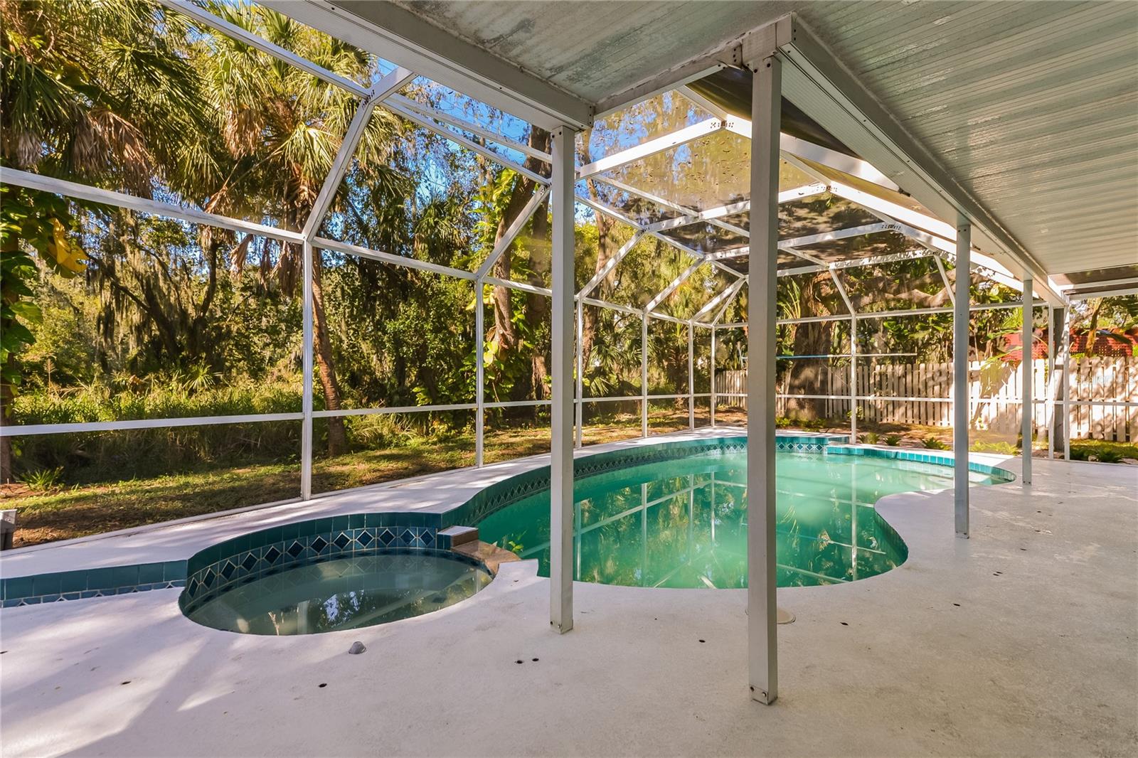 CEDAR CREEK - Residential Lease