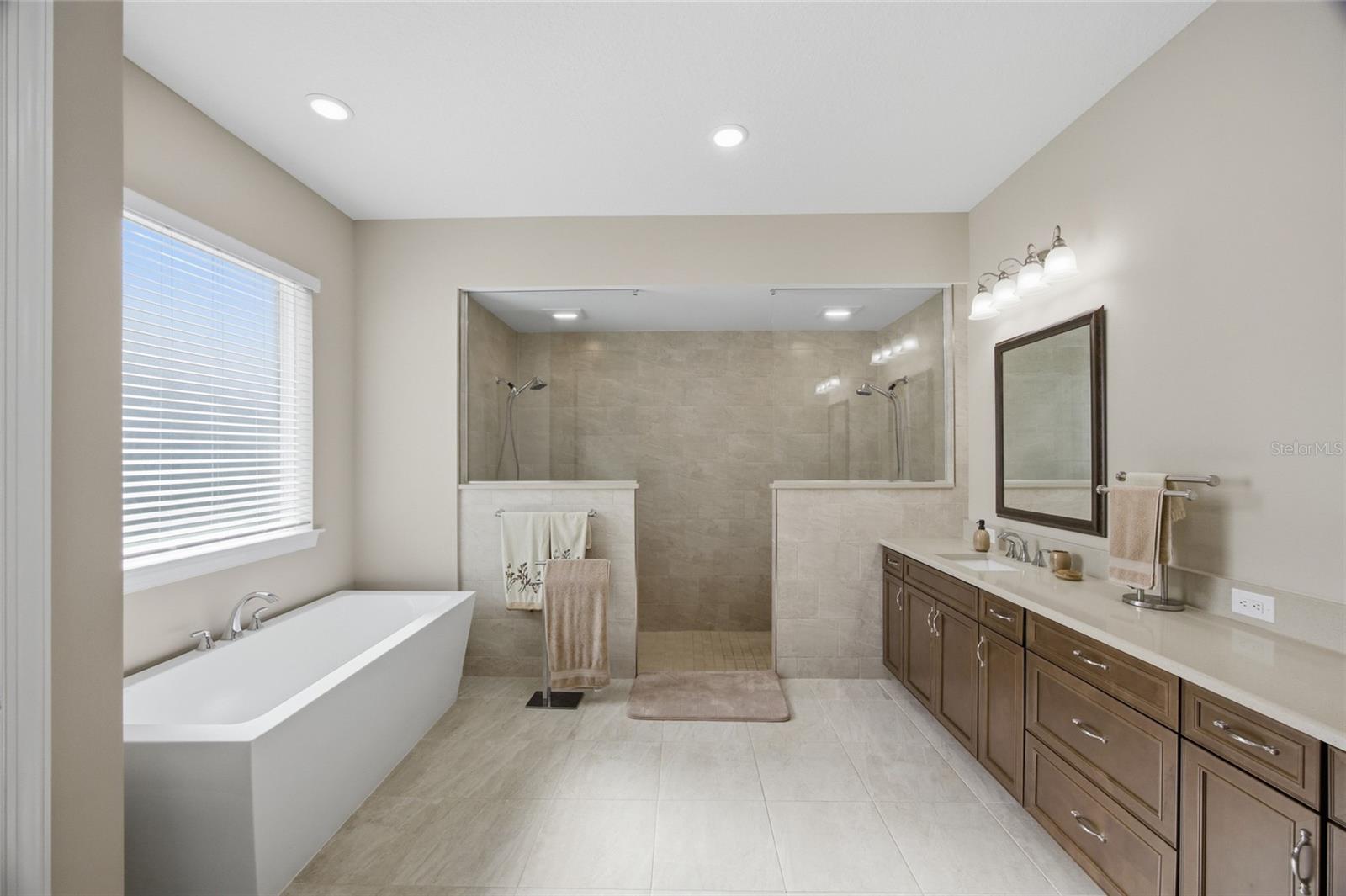 HIDDEN RESERVE - Residential