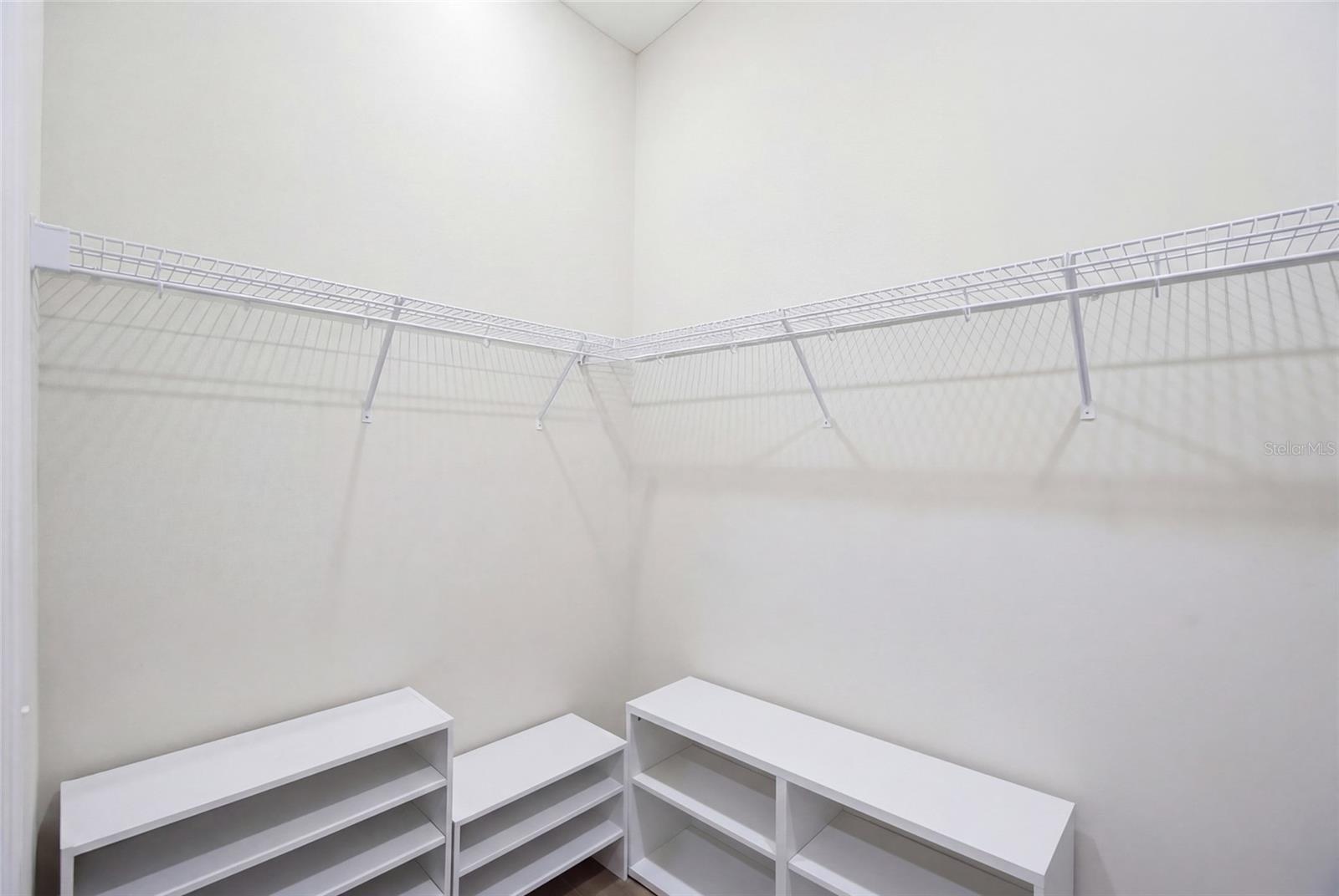 HIDDEN RESERVE - Residential