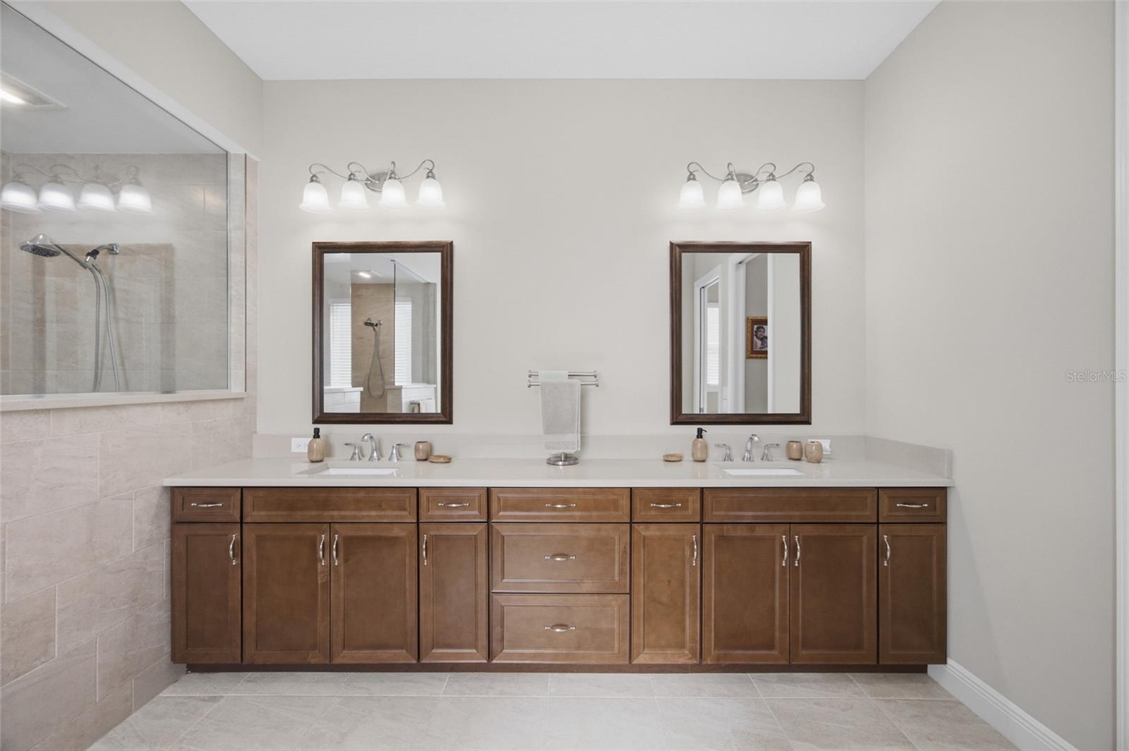 HIDDEN RESERVE - Residential