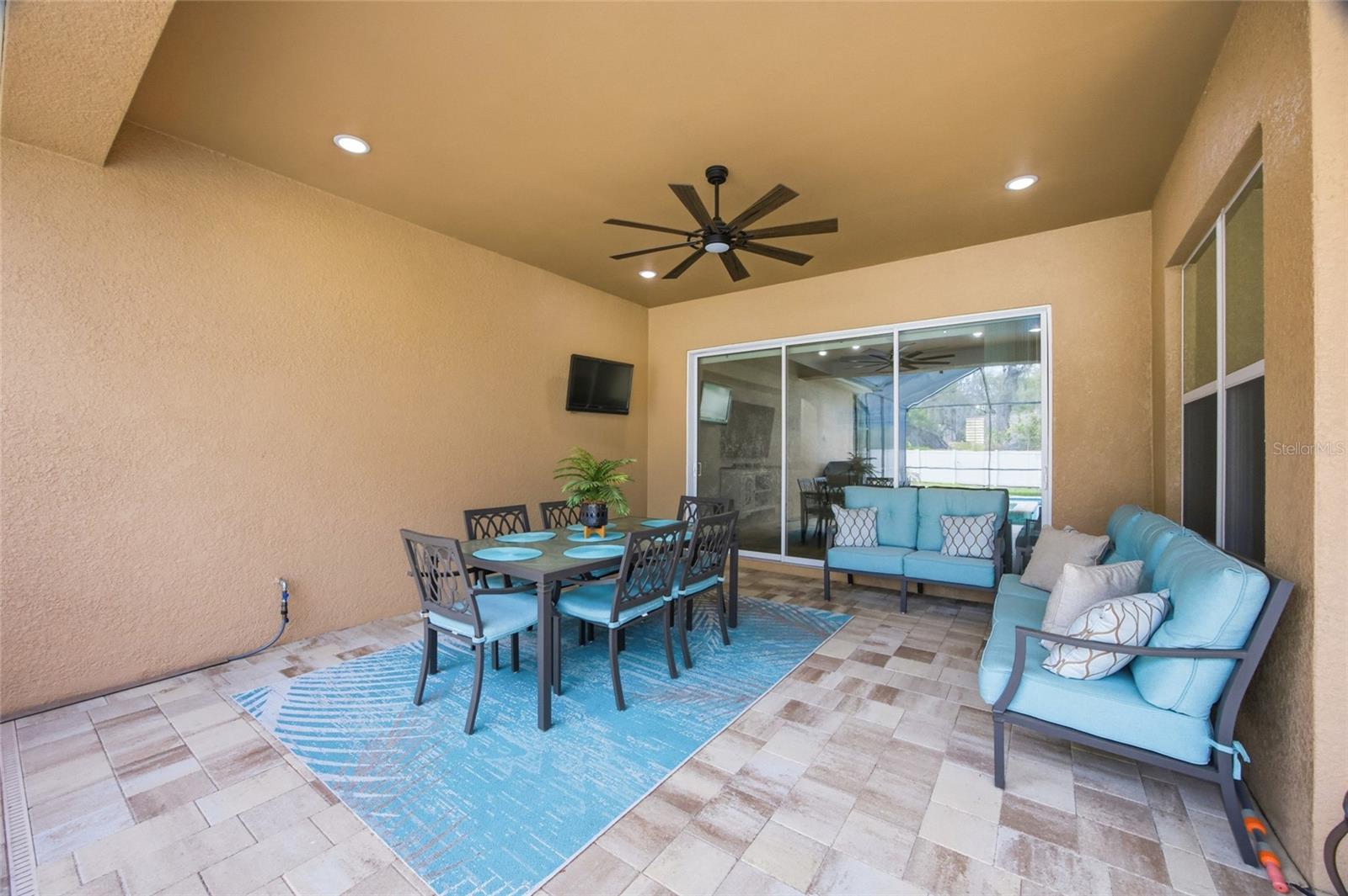 HIDDEN RESERVE - Residential