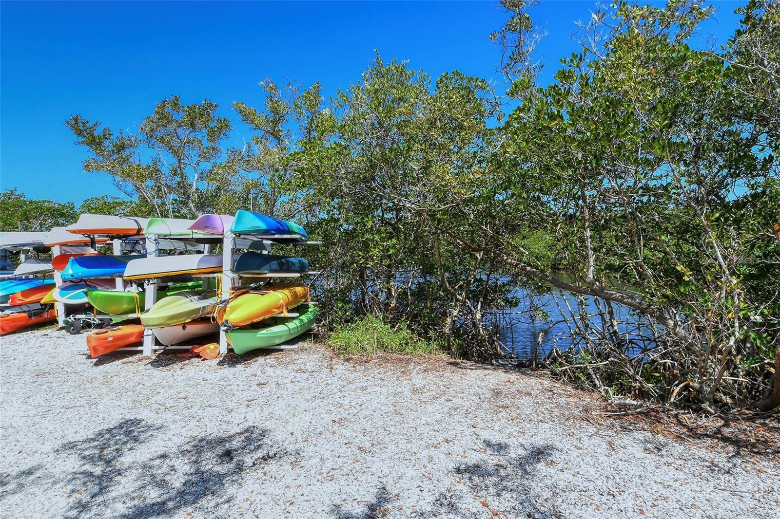 LANDINGS SOUTH III - Residential