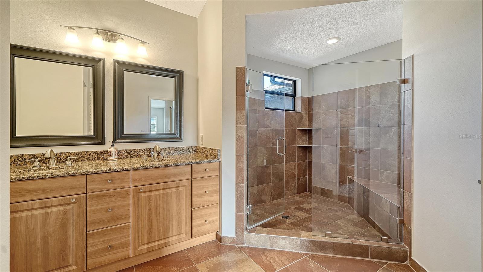 LANDINGS SOUTH III - Residential