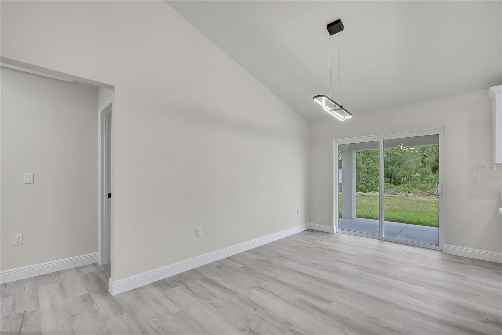 CITRUS SPGS UNIT 03 - Residential
