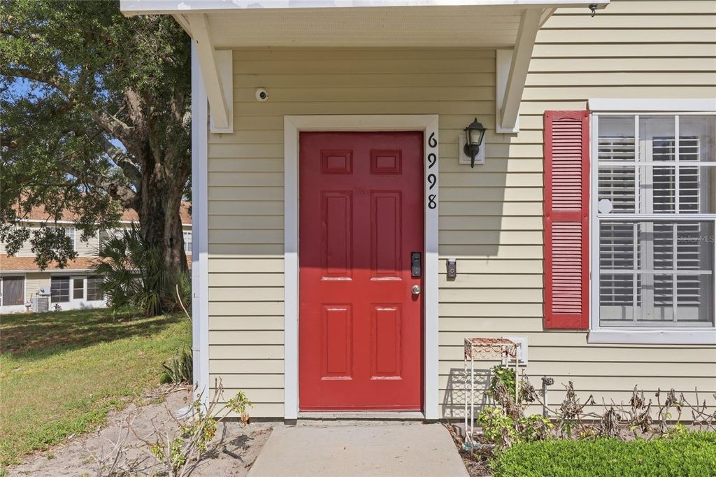 Photo of 6998 Woodlake Drive, Orlando, FL 32810 (MLS # O6406962)