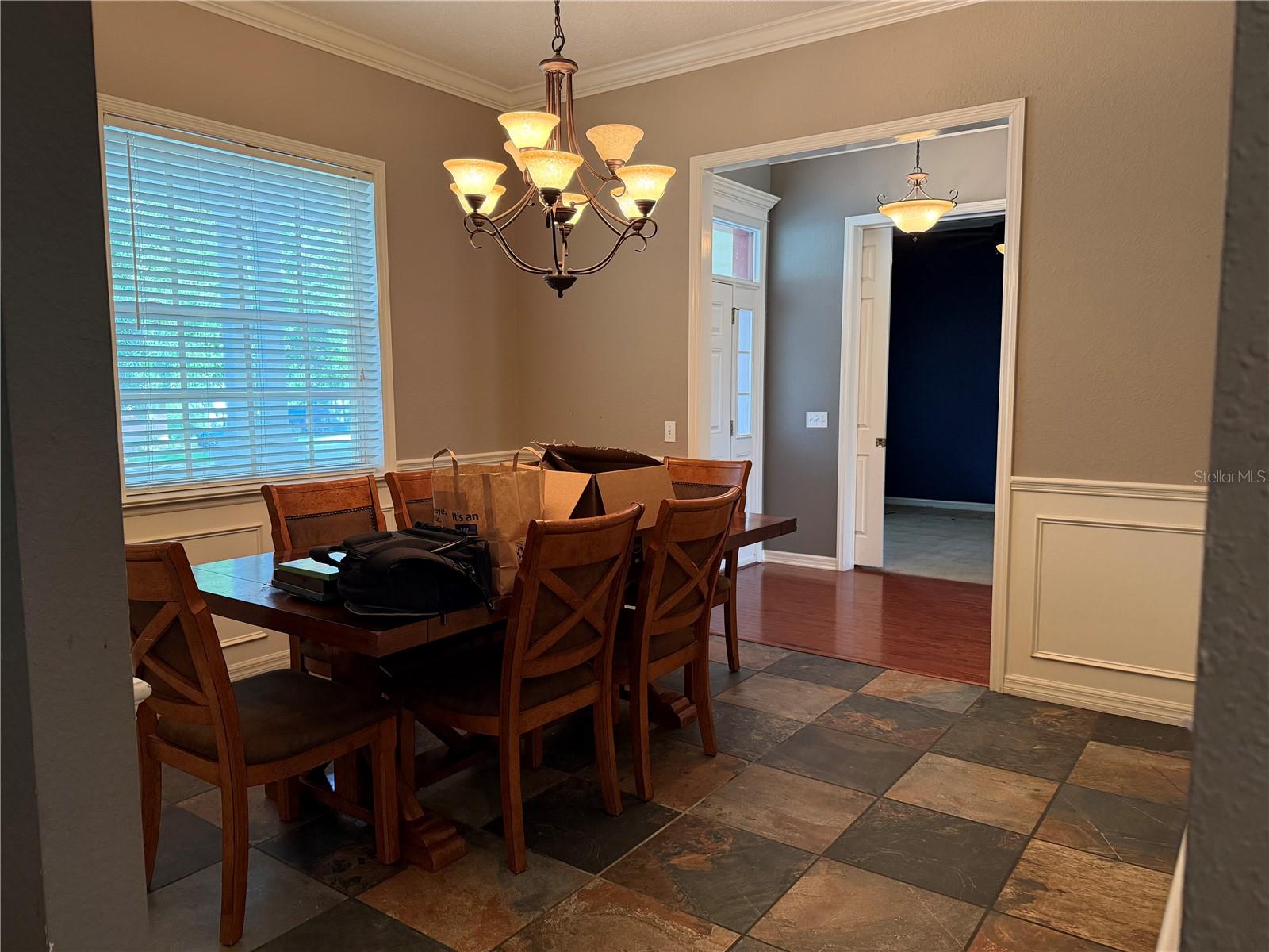 SANDY POINTE - Residential