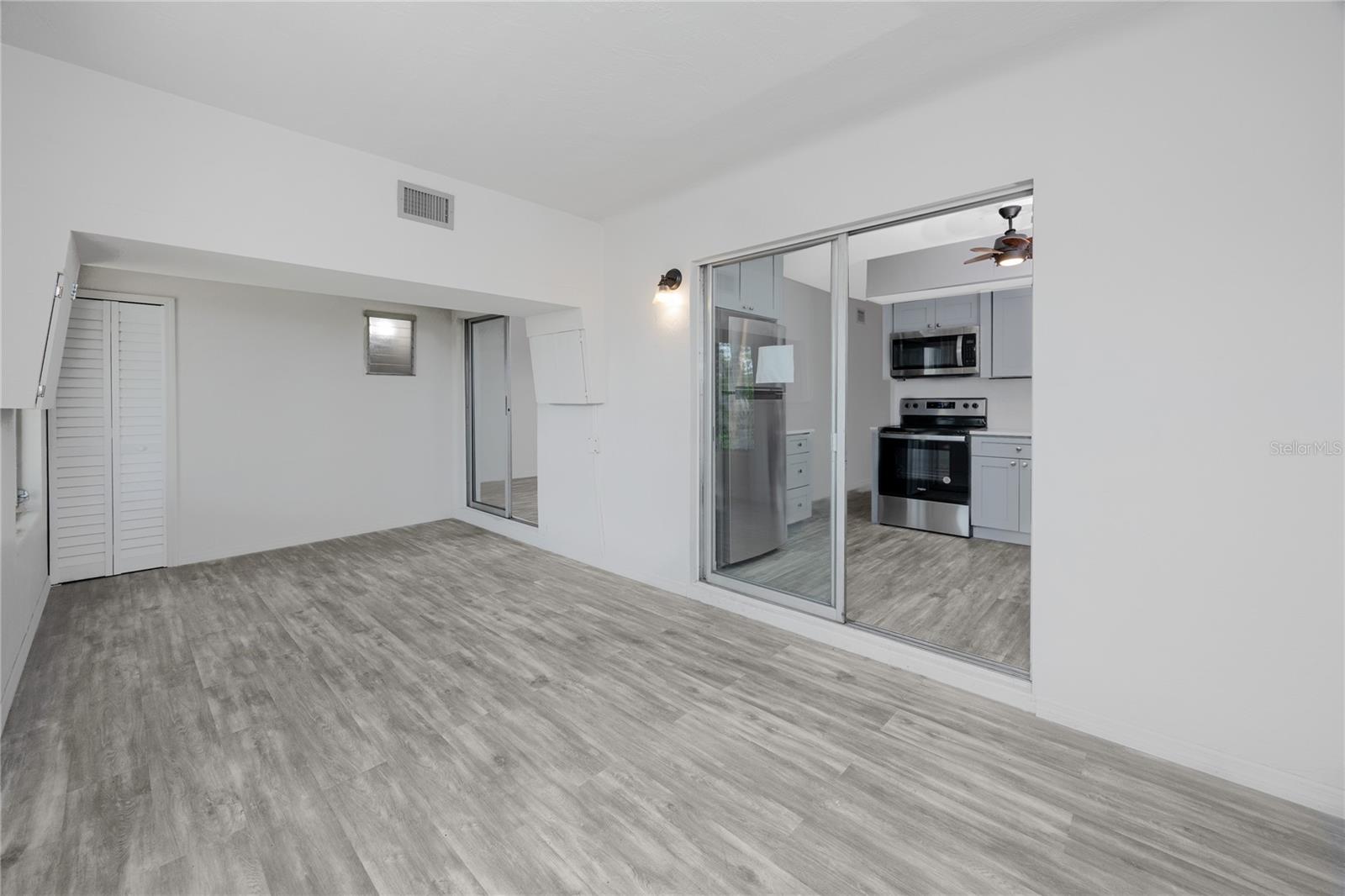 CLEARVIEW OAKS CONDO - Residential