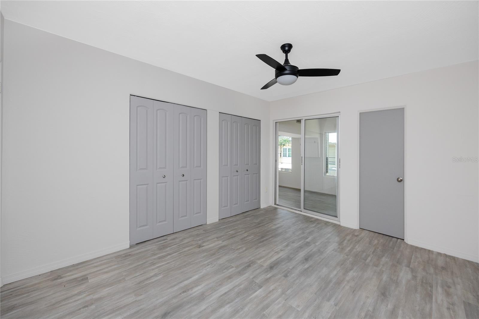 CLEARVIEW OAKS CONDO - Residential