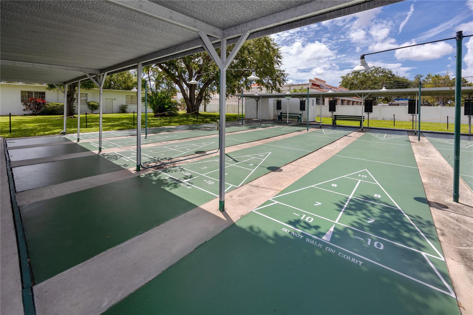 CLEARVIEW OAKS CONDO - Residential