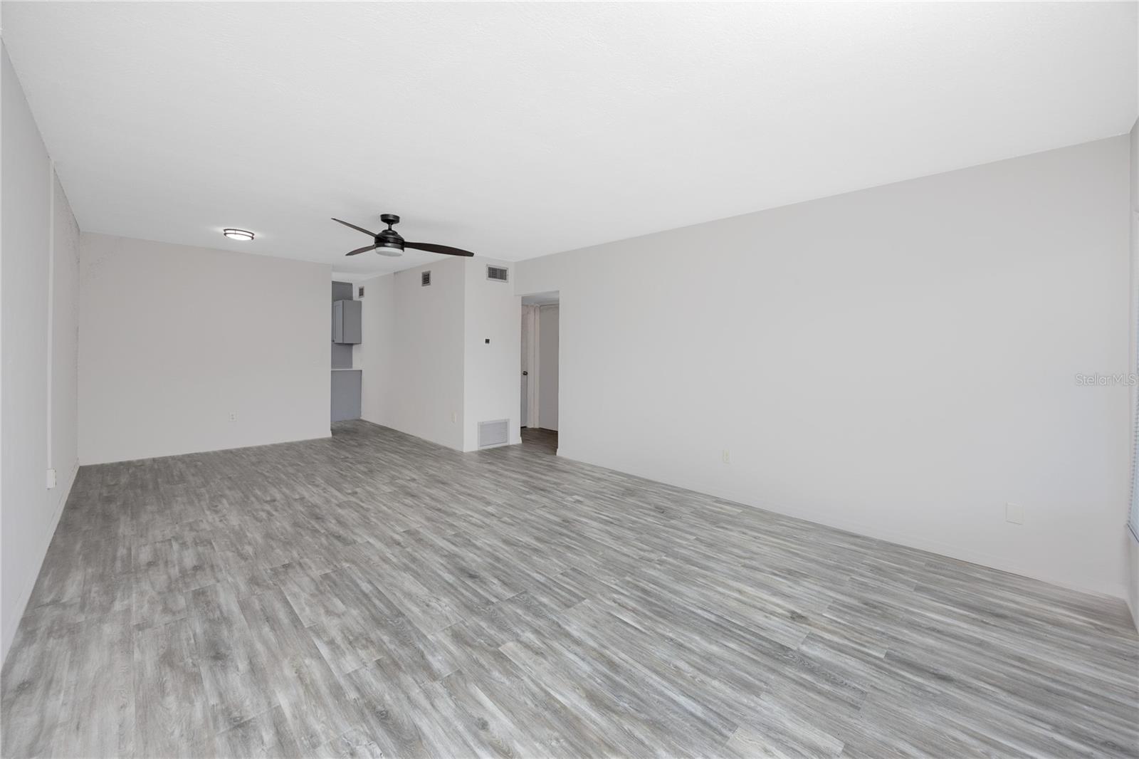 CLEARVIEW OAKS CONDO - Residential