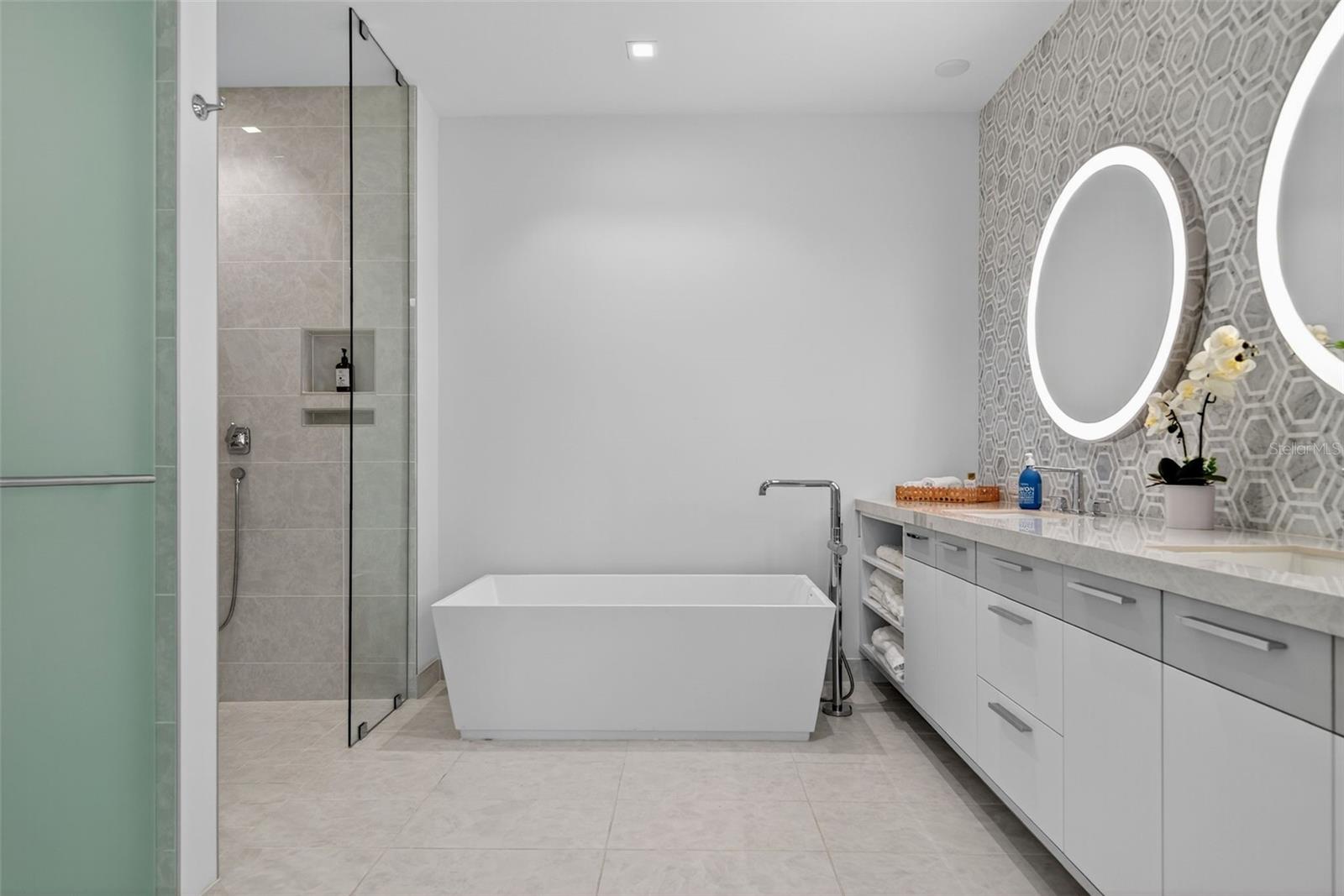 ST. REGIS LONGBOAT KEY - Residential