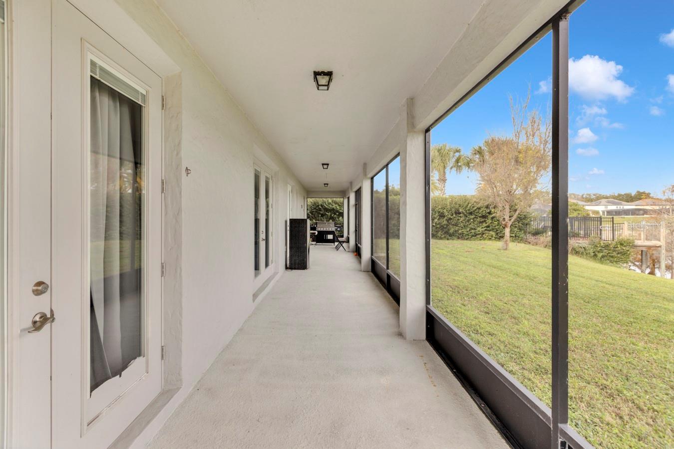 LAKE PRESERVE - Residential