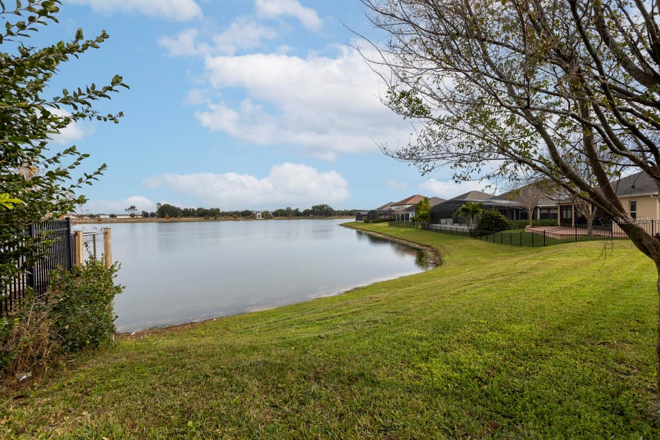 LAKE PRESERVE - Residential