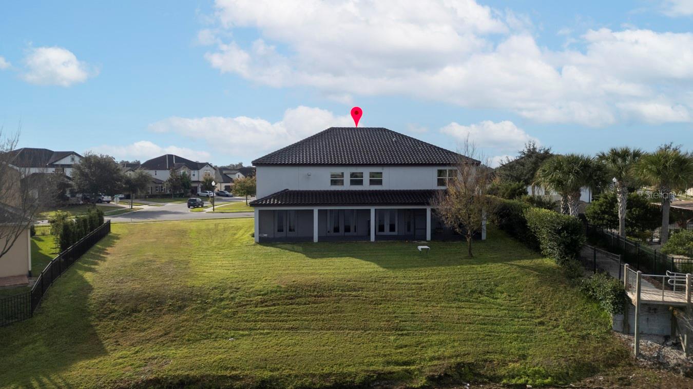 LAKE PRESERVE - Residential