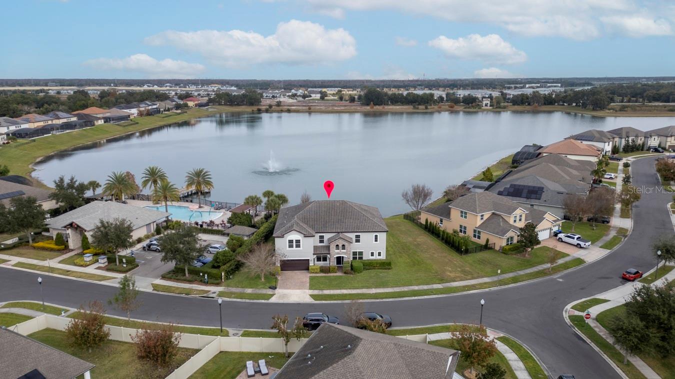 LAKE PRESERVE - Residential