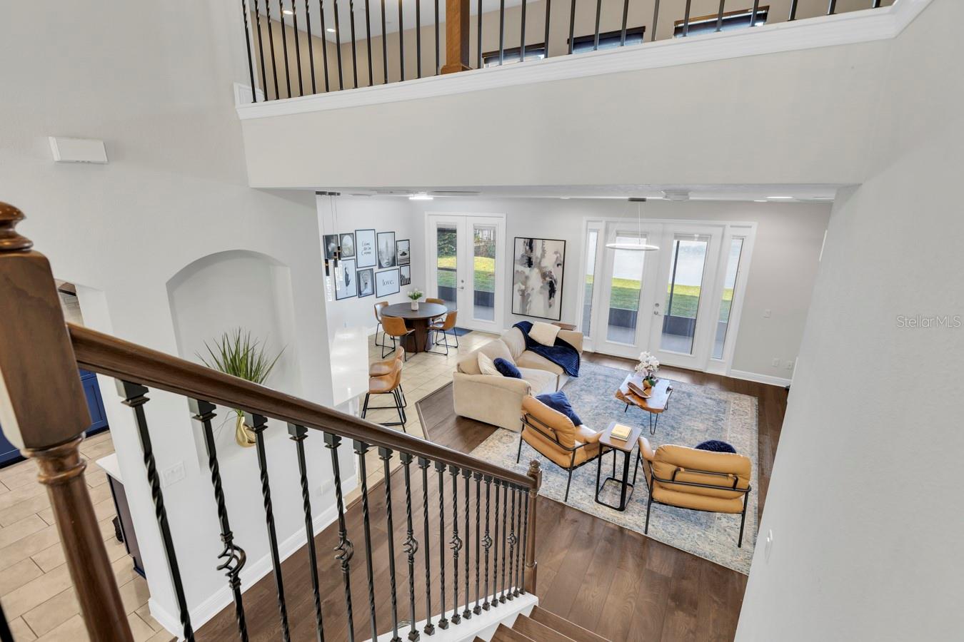 LAKE PRESERVE - Residential