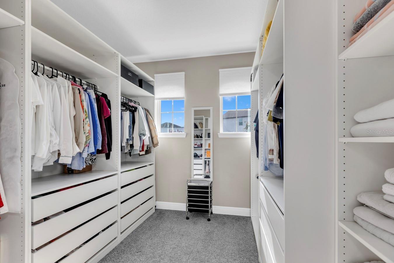 LAKE PRESERVE - Residential