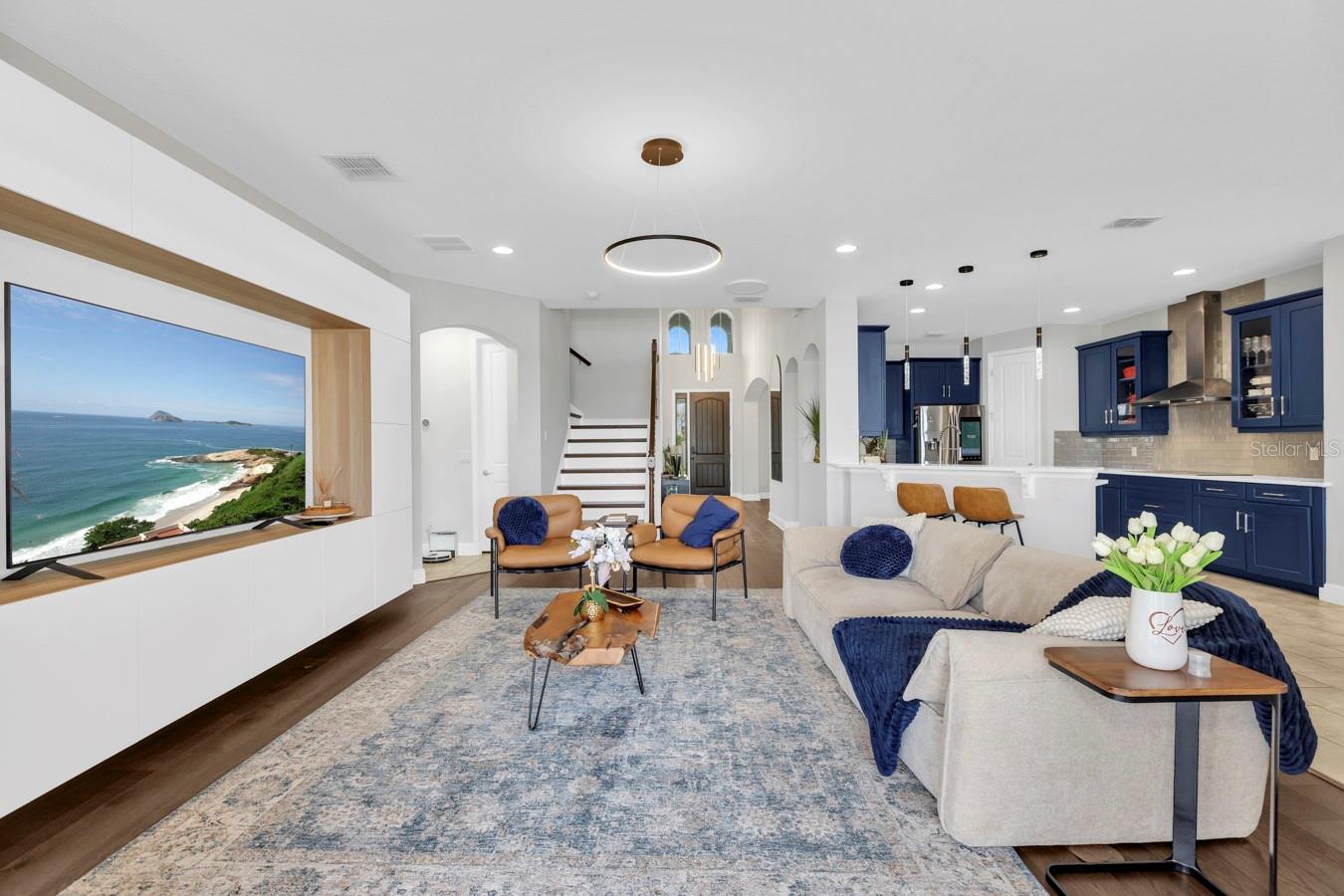 LAKE PRESERVE - Residential