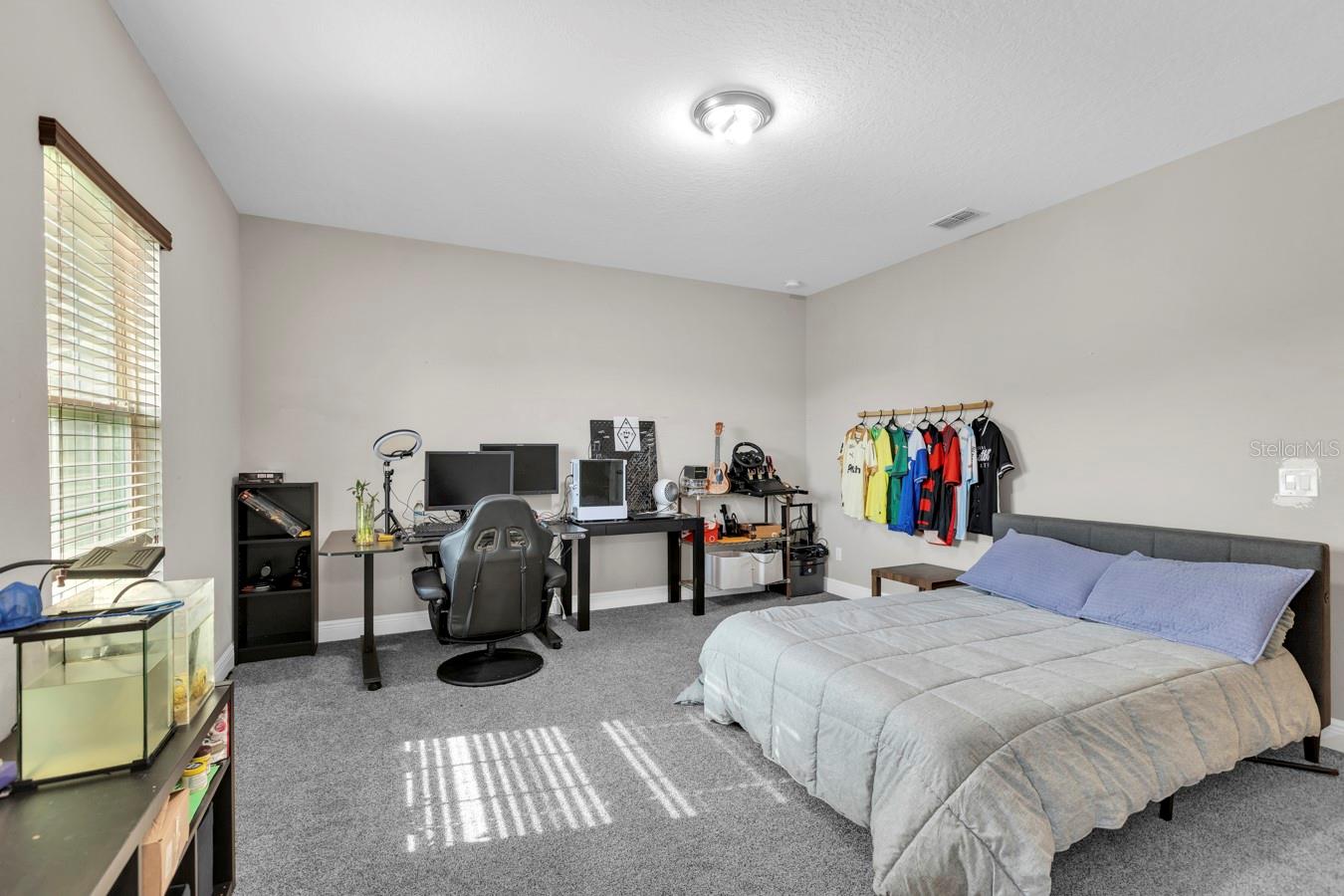 LAKE PRESERVE - Residential