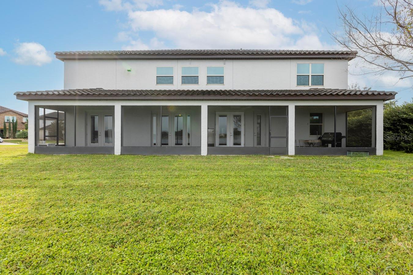 LAKE PRESERVE - Residential