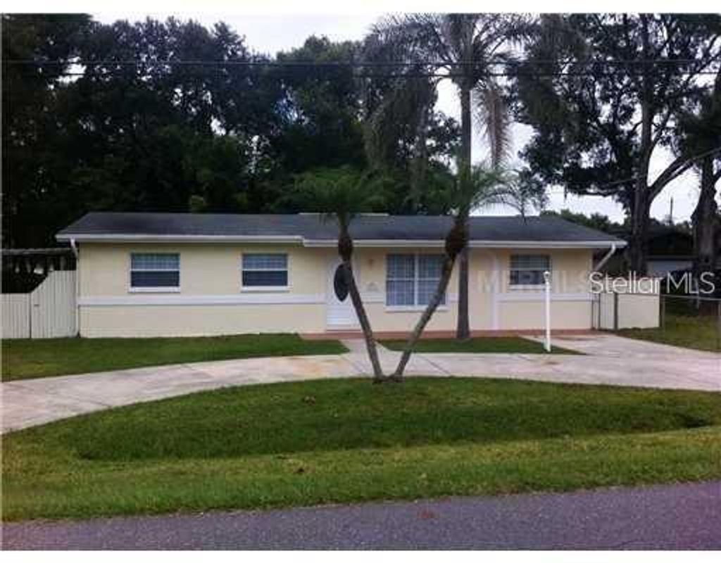 Photo of 4221 W Sitka Street, Tampa, FL 33614 (MLS # TB8454862)