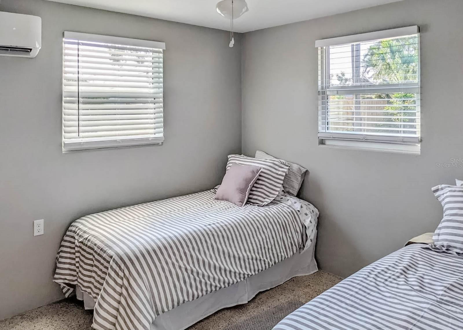 RESTEINER HEIGHTS - Residential Lease