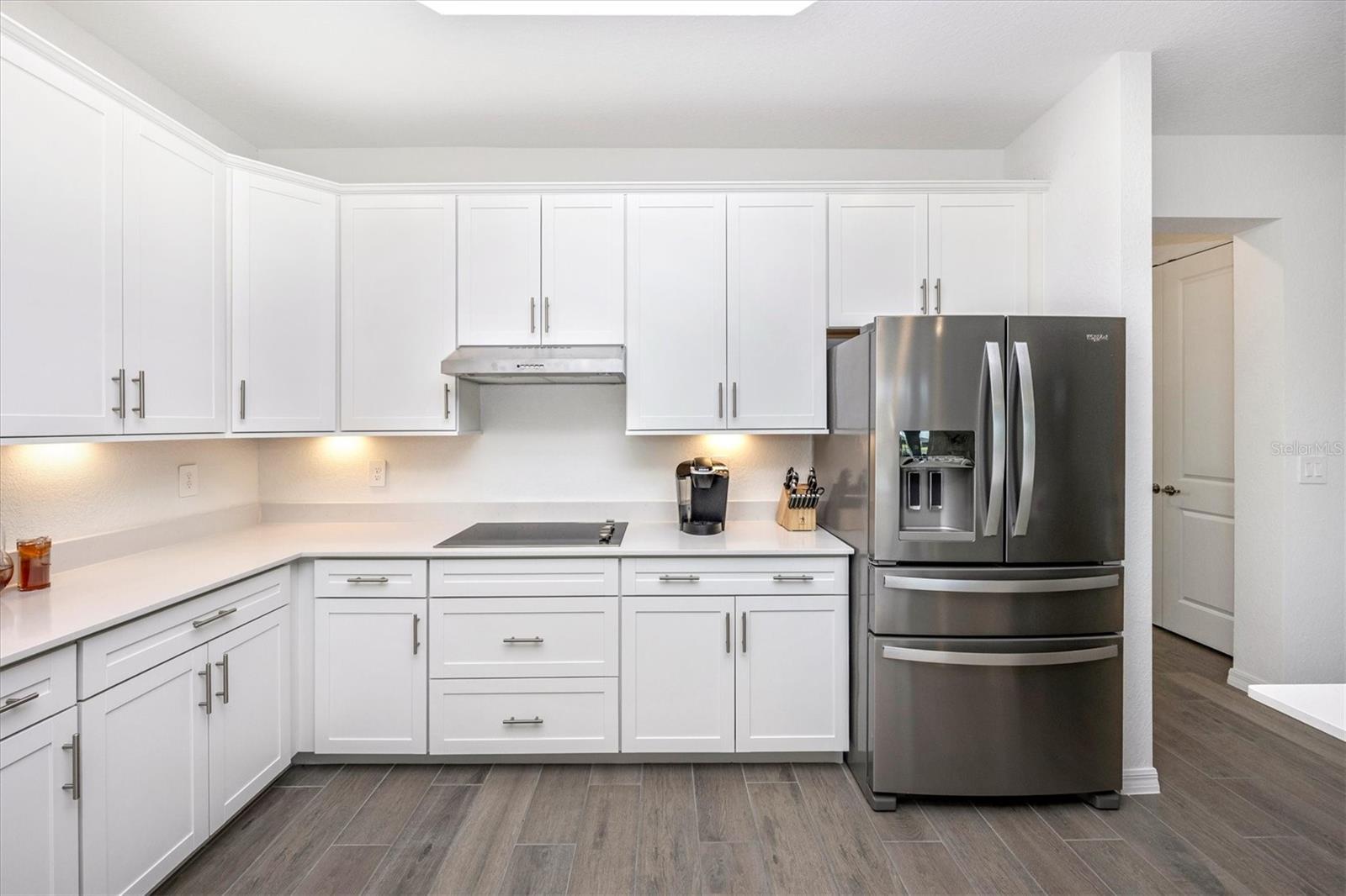 WELLEN PARK GOLF & COUNTRY CLUB - Residential Lease