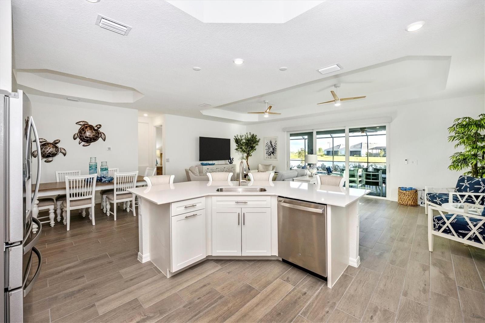 WELLEN PARK GOLF & COUNTRY CLUB - Residential Lease