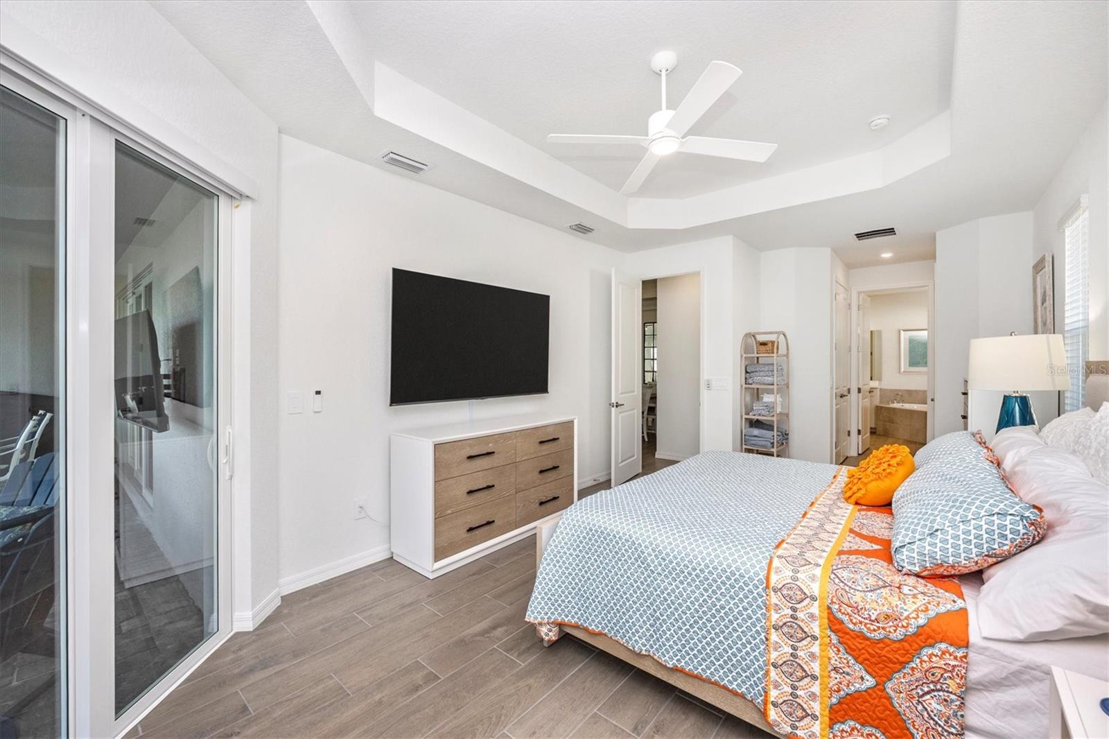 WELLEN PARK GOLF & COUNTRY CLUB - Residential Lease