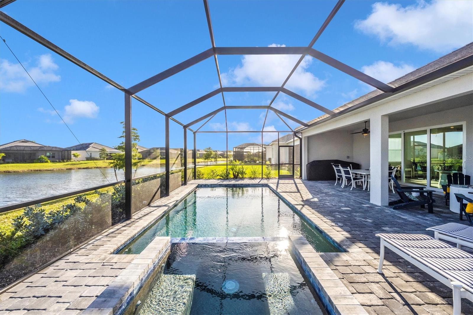 WELLEN PARK GOLF & COUNTRY CLUB - Residential Lease