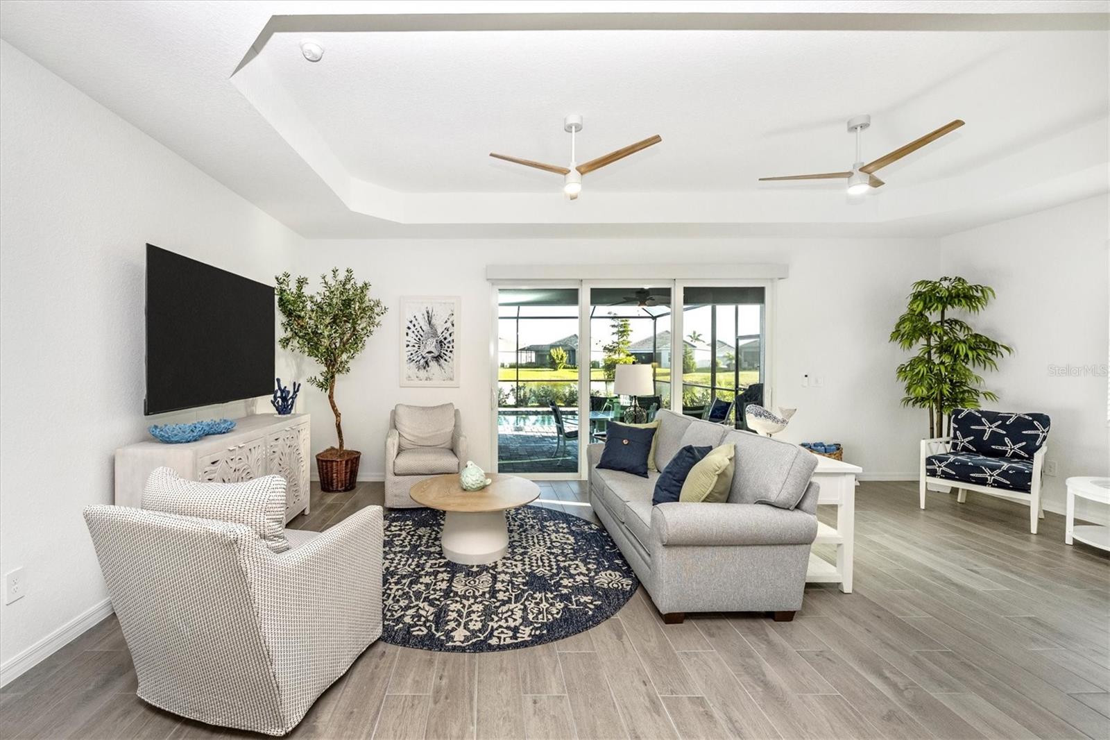 WELLEN PARK GOLF & COUNTRY CLUB - Residential Lease