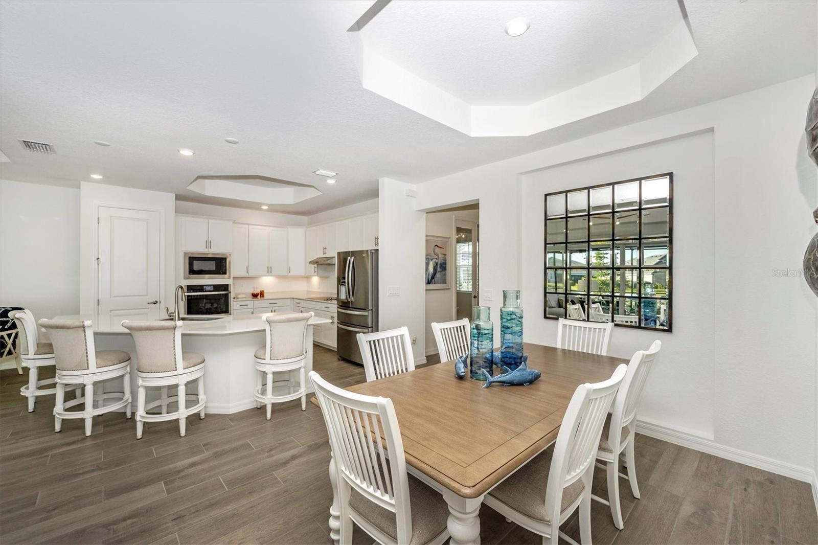 WELLEN PARK GOLF & COUNTRY CLUB - Residential Lease