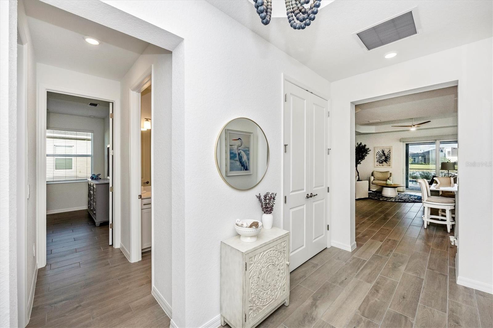 WELLEN PARK GOLF & COUNTRY CLUB - Residential Lease