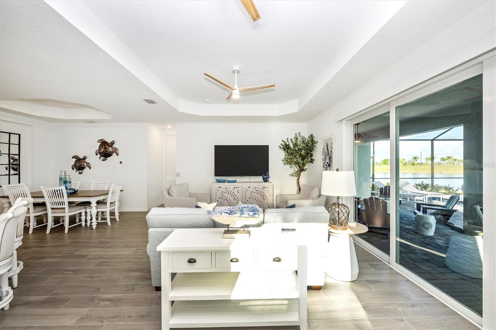 WELLEN PARK GOLF & COUNTRY CLUB - Residential Lease