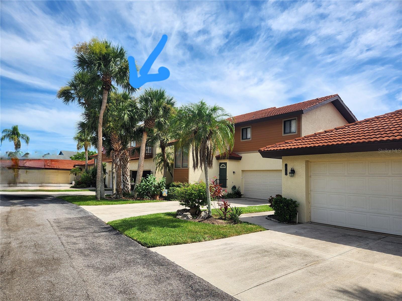 817 SORRENTO PLACE 817