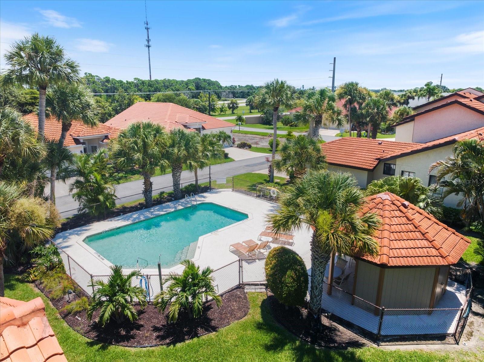 817 SORRENTO PLACE 817