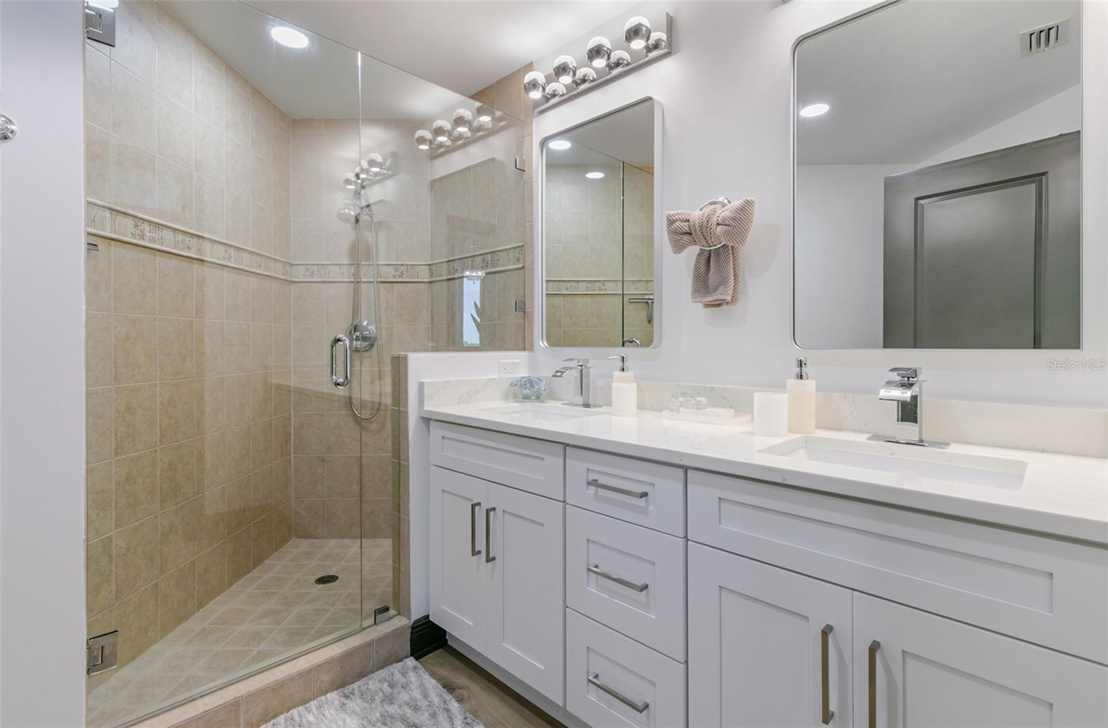 MARINA SOUTH/CAPE HARBOUR - Residential