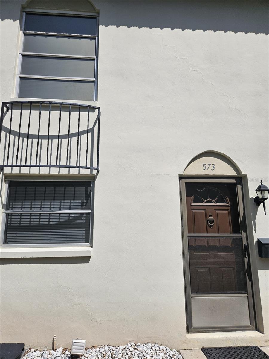 2700 BAYSHORE BOULEVARD 2B